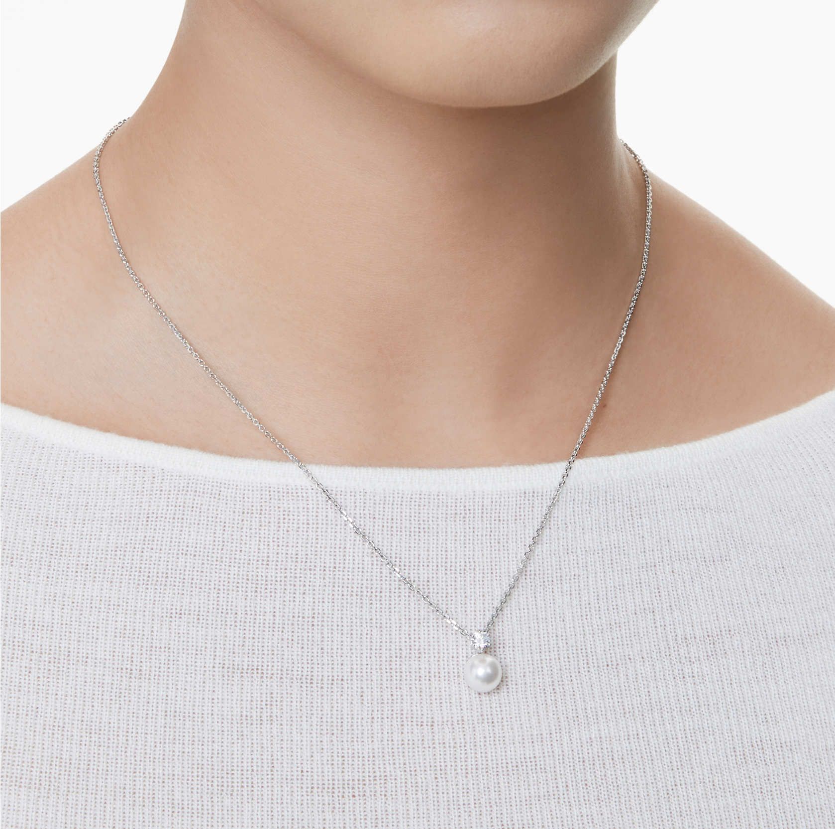 5693897 Matrix pendant Crystal pearl, Round cut, White, Rhodium plated