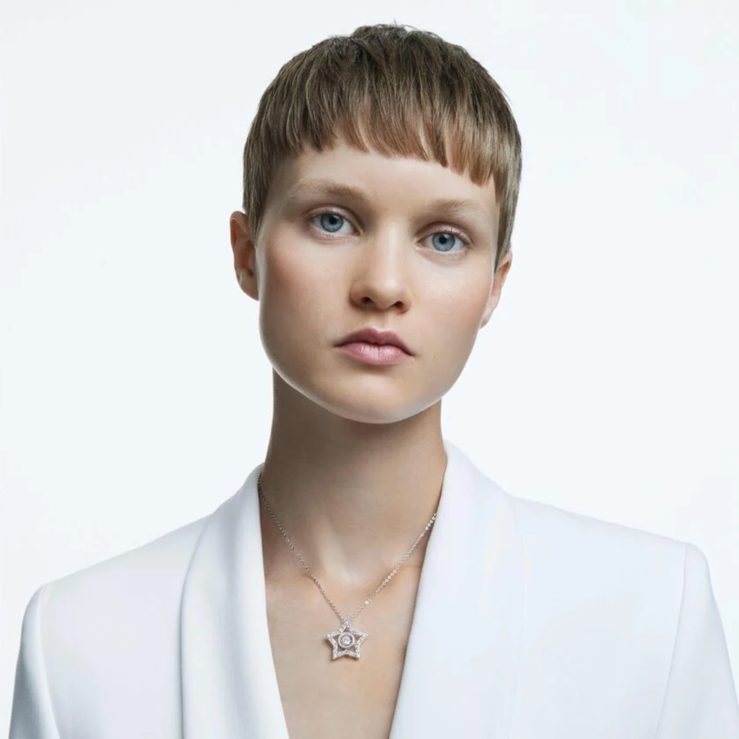 5617919 STELLA: PEND CZ WHITE/RHS