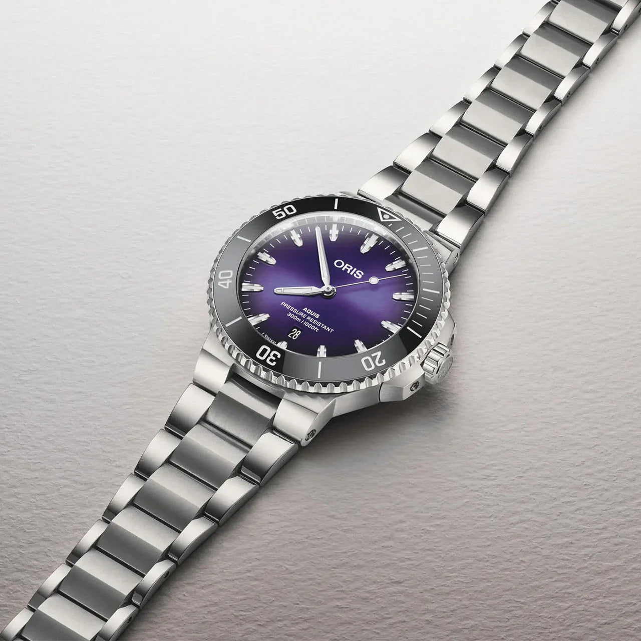 Oris Aquis Date Taste of Summer - Dial: Violett, Strap: MB steel polished
