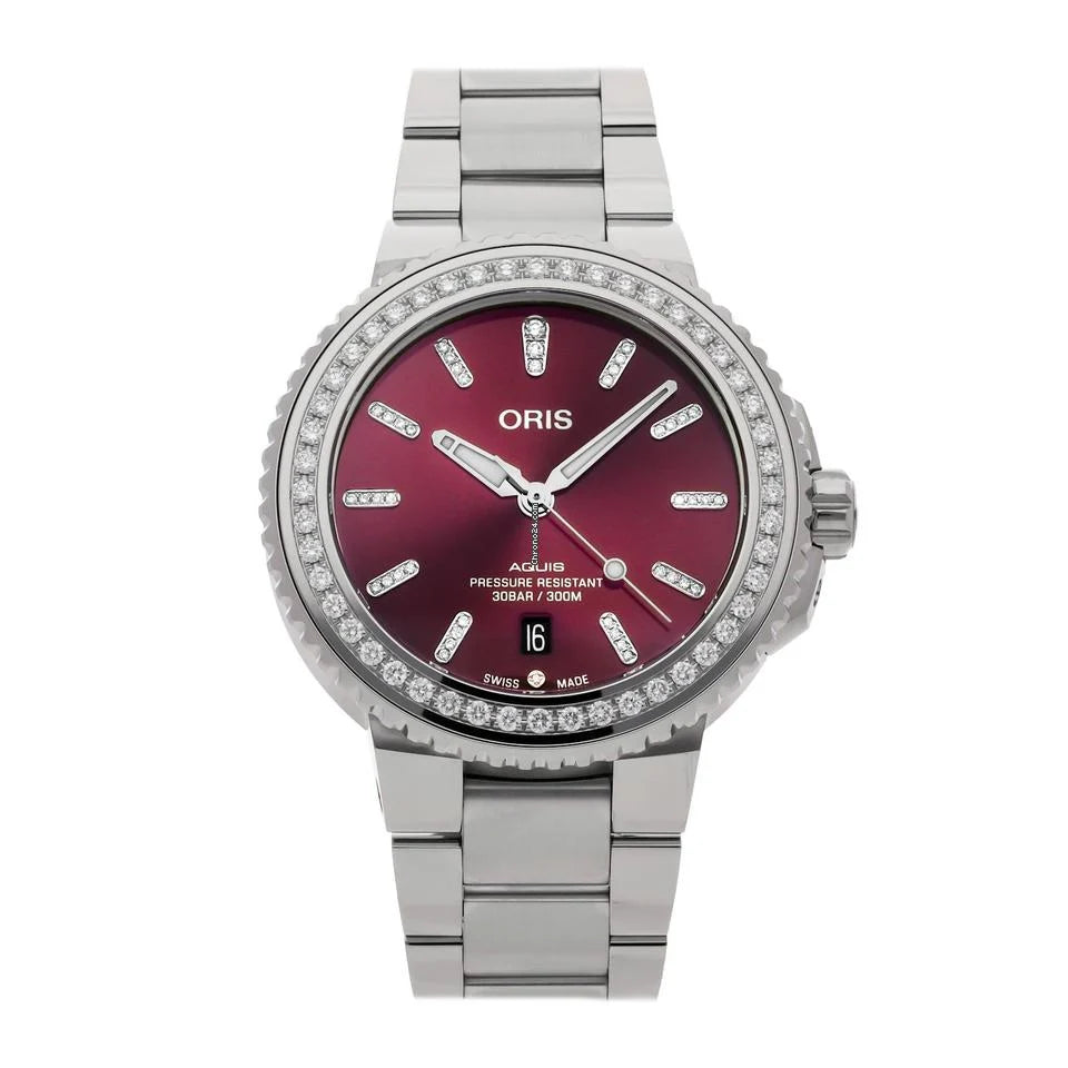 Aquis Date Diamonds - Dial: Red, Strap: MB steel polished