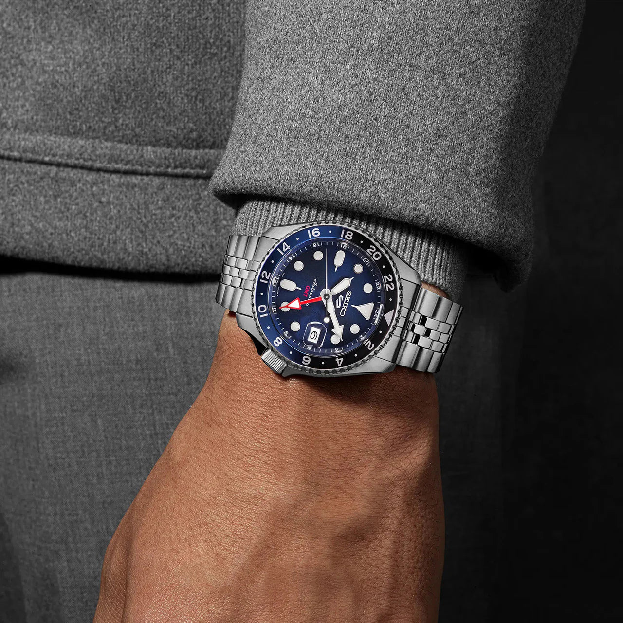 SEIKO SSK003K 5 SPORTS MENS AUTOMATIC 100M