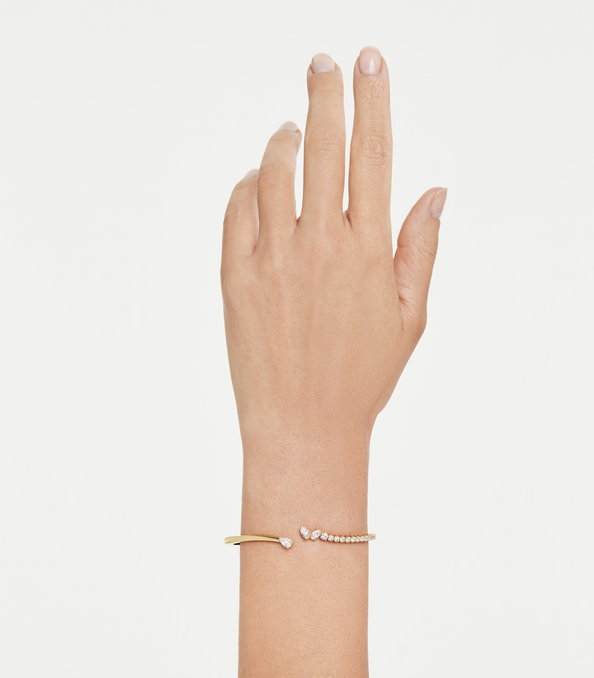 5761638 Mesmera bangle Mixed cuts, White, 18K gold finish SIZE L