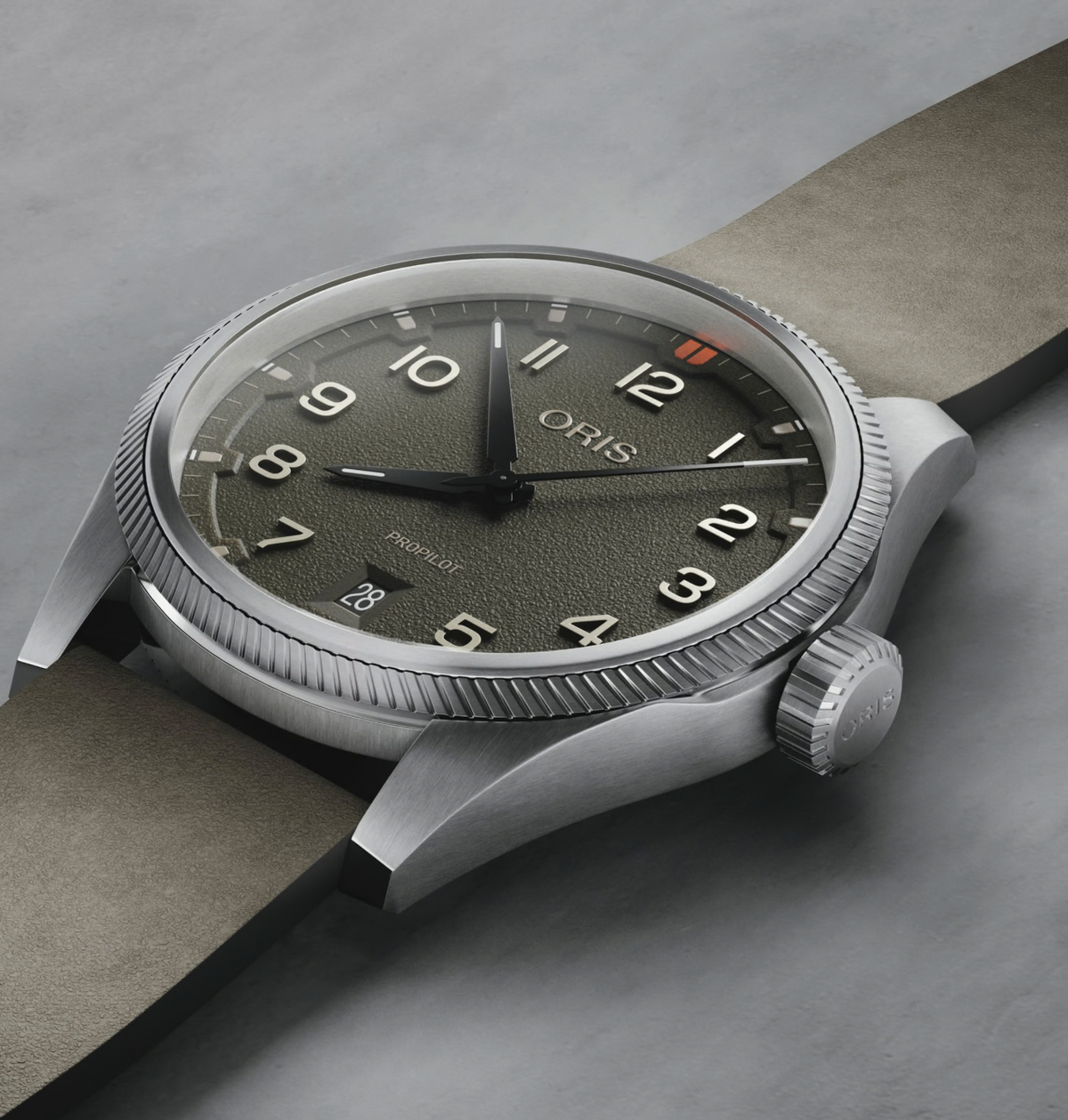 01 733 7805 4167-07 6 20 16LC Oris ProPilot Date - Dial: Green Arab num, Strap: Leatherstrap Brown