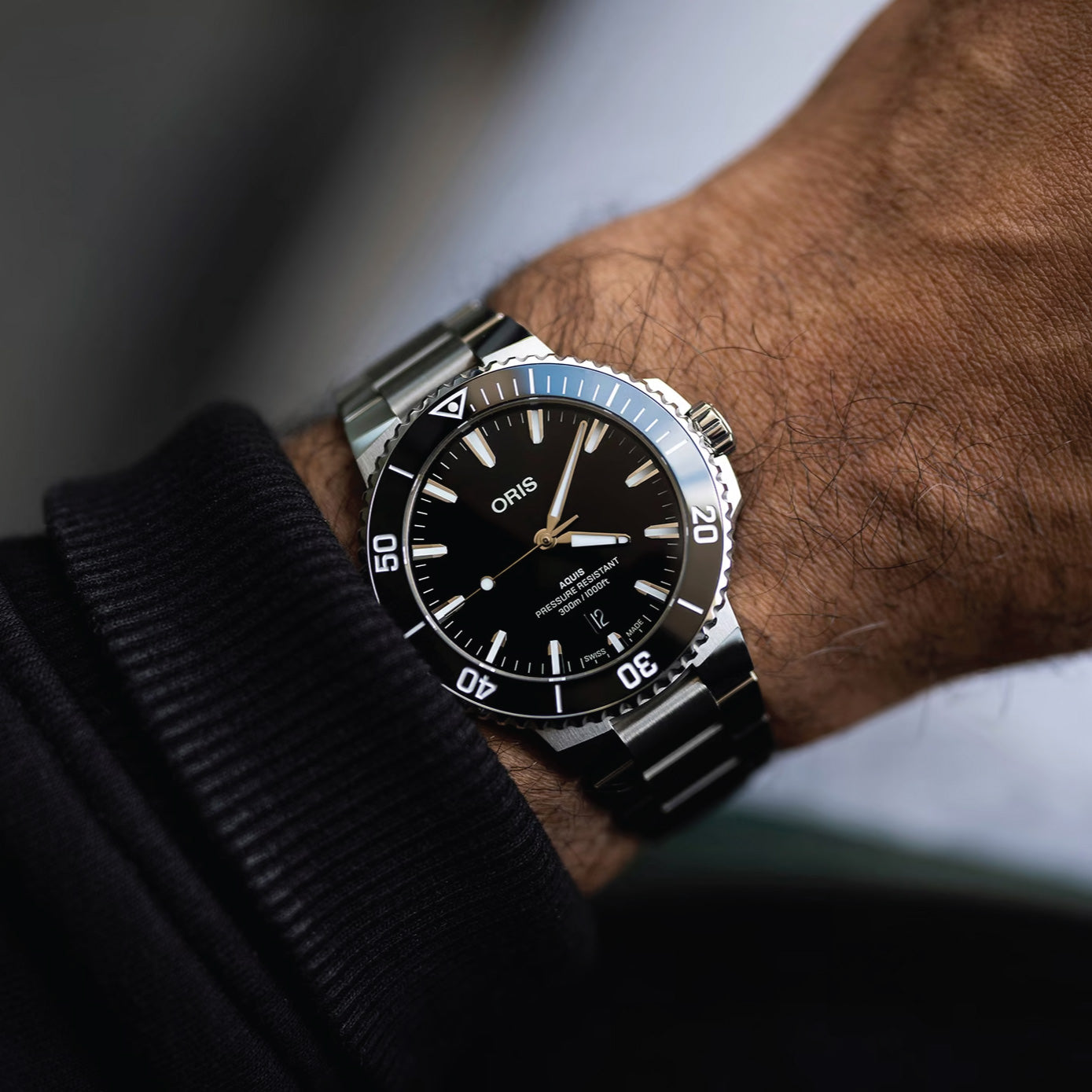 Oris-Aquis Date