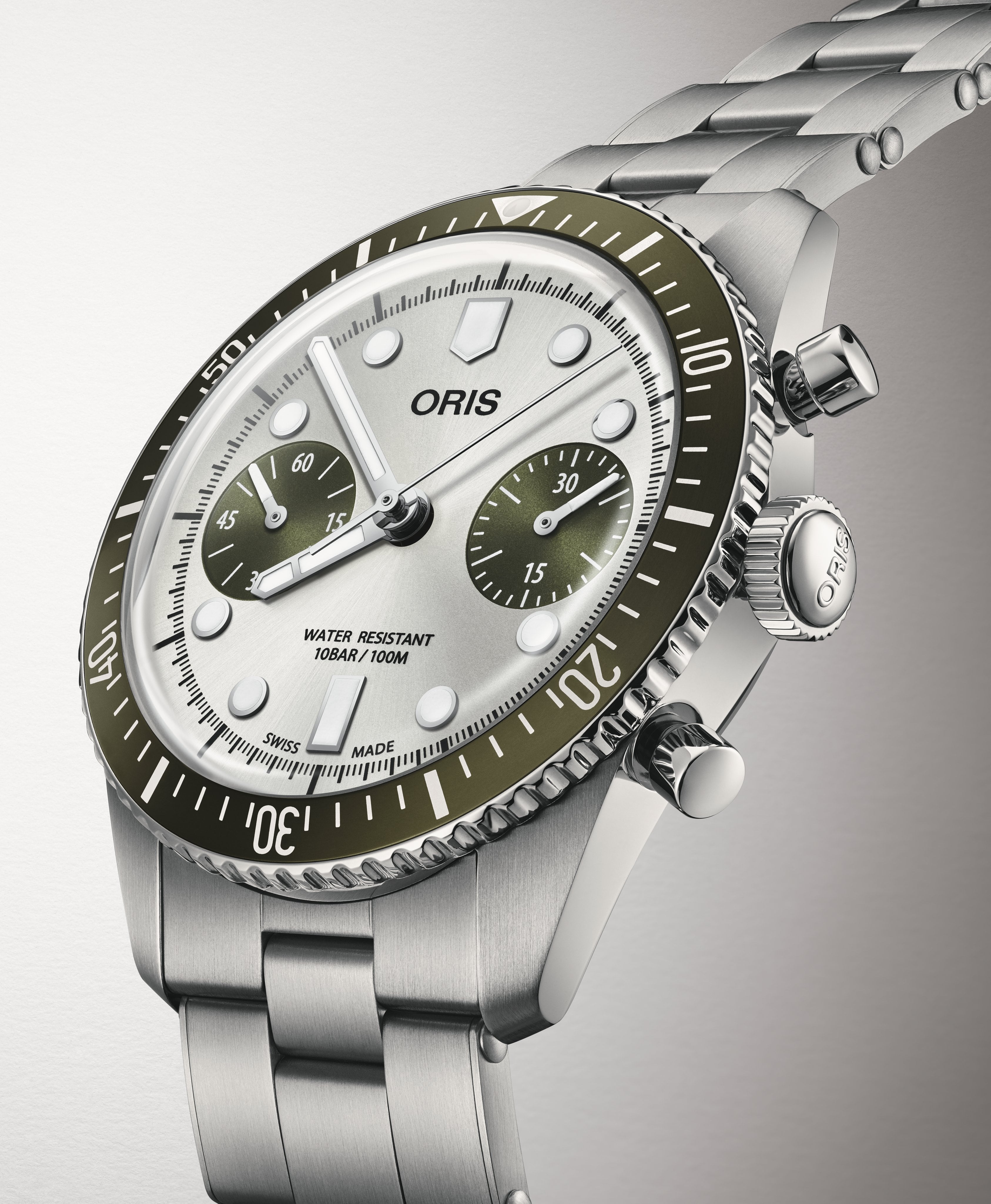Divers Sixty-Five Chronograph - Dial: Silvered, Strap: MB steel polished
